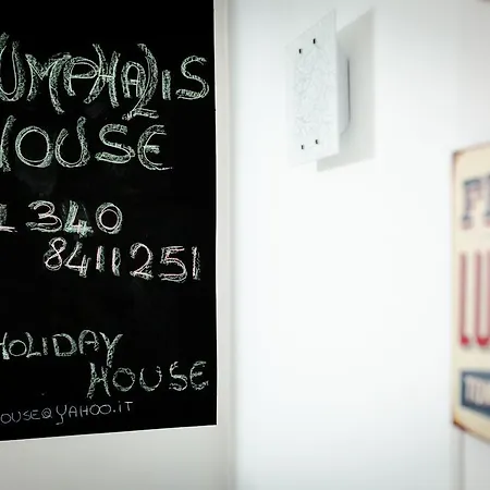 Triumphalis House
